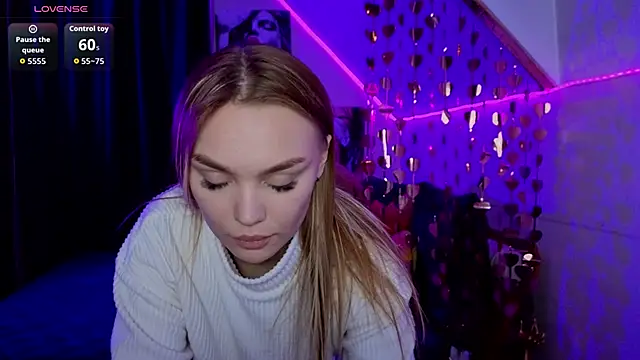 KitsyMoore's cam snapshot