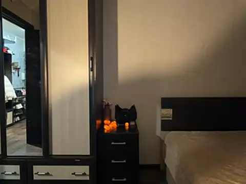 Polly_Skil's cam snapshot