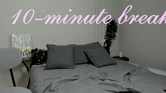 AnikaVelour's cam snapshot