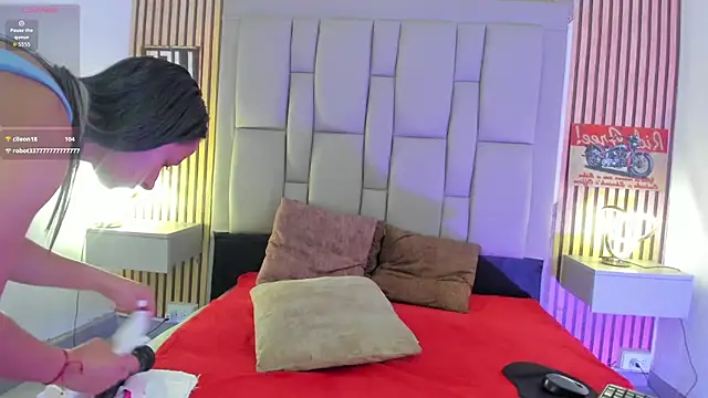 alisonmanning's cam snapshot