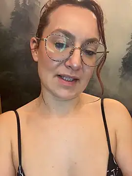 ladoucedu34's cam snapshot