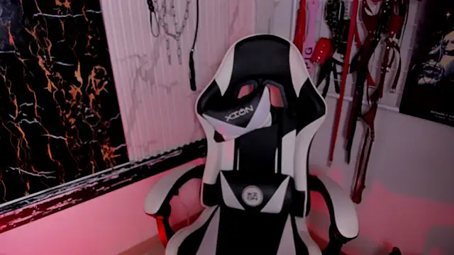 Guxplo_'s cam snapshot