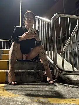 Rainbow-sweet's cam snapshot