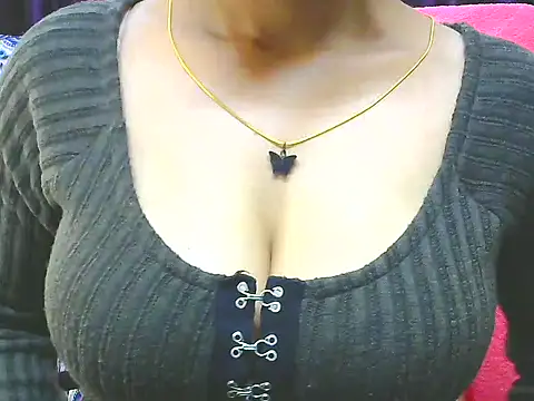 ishmita99 live sex cam