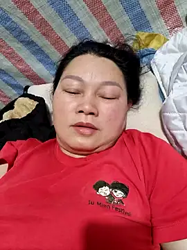 yoowwmr's cam snapshot