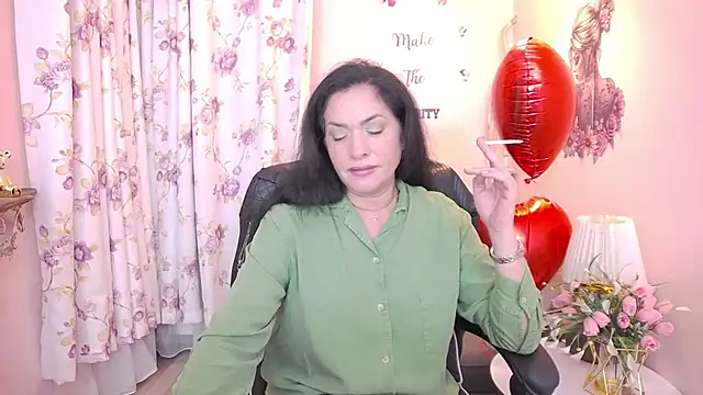 MyLovOne's cam snapshot