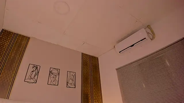 zoe_sky_ live sex cam