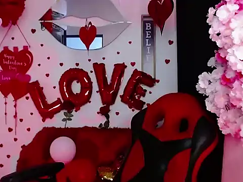 Caius_fox's cam snapshot