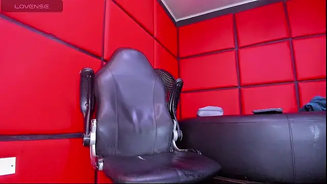 damian_bull's cam snapshot