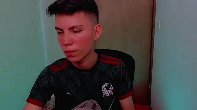 Alexxx_lov live sex cam