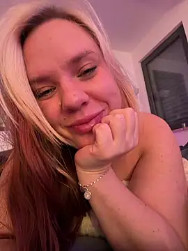 AnjaAmelia live sex cam