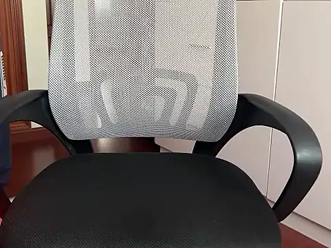 spanishairy live sex cam