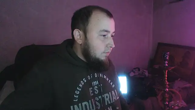 BIG-COCK-OMG's cam snapshot