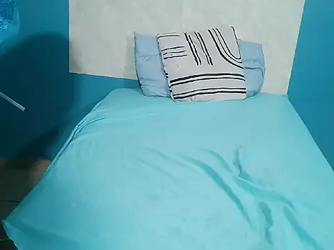 YummyBoobs_'s cam snapshot