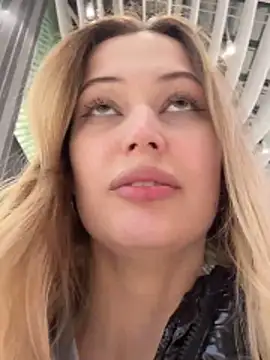 blonde_exe live sex cam