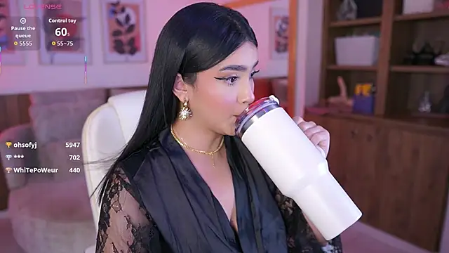 JulesBenett's cam snapshot