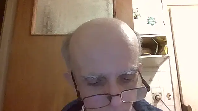 mariusica1@xh's cam snapshot