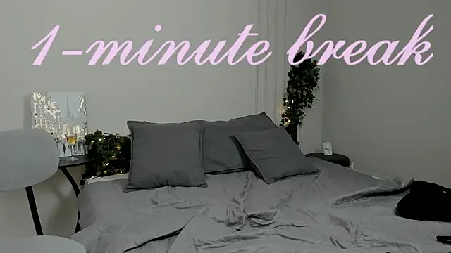 AnikaVelour's cam snapshot