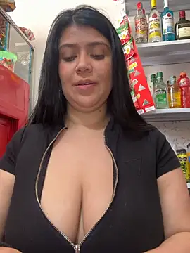 emilyjohanson live sex cam