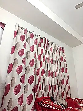 Tanisha-1's cam snapshot