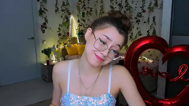 SereneFlame's cam snapshot