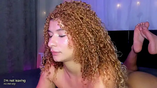 Evolet_Bee's cam snapshot