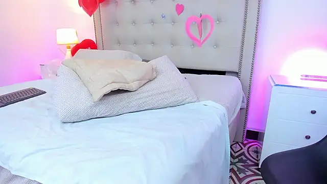 KattaGoez's cam snapshot