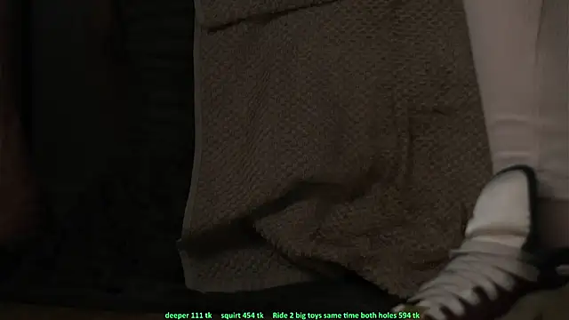 Kisakis live sex cam