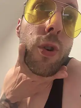 SexyTigris32 live sex cam