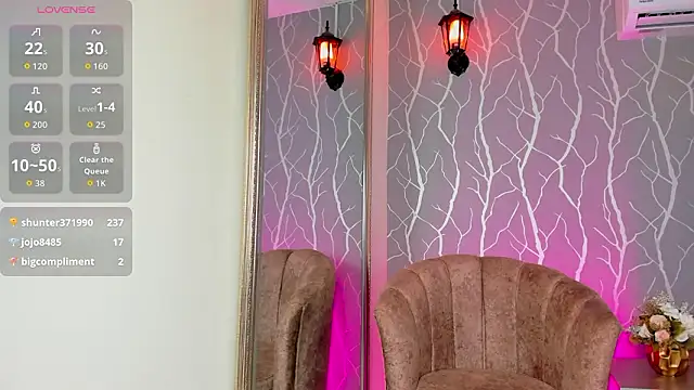 Kiara_rogers's cam snapshot