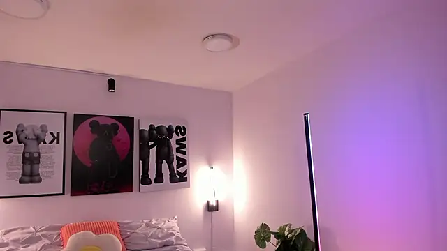 Hey_lucy__'s cam snapshot