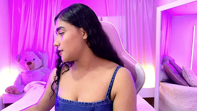 Mia_bm_'s cam snapshot