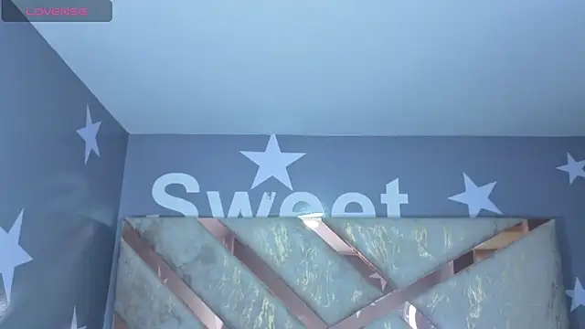 emma_wockll_t's cam snapshot