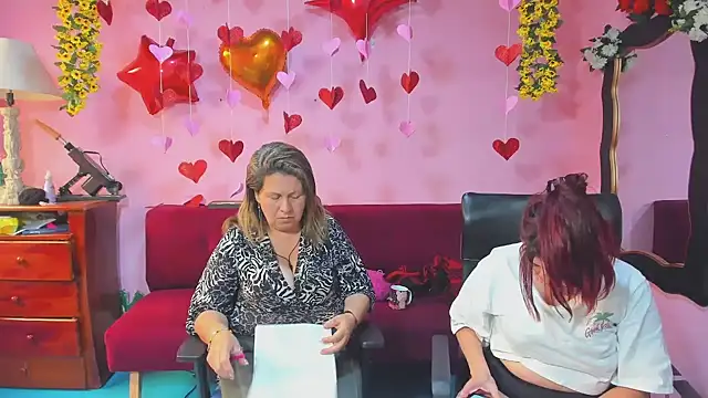 lesbiancuple live sex cam