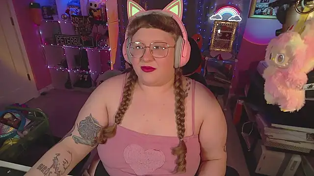 FatVeronica's cam snapshot