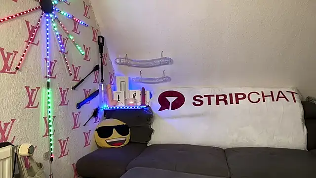 Cookieboy88 live sex cam