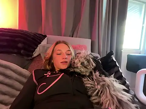 chloetease live sex cam