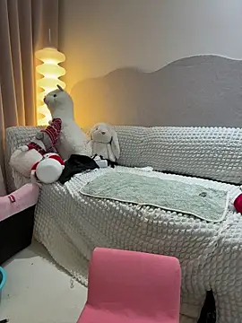 Selenaaaaa- live sex cam