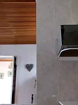 Julieta_Parker's cam snapshot