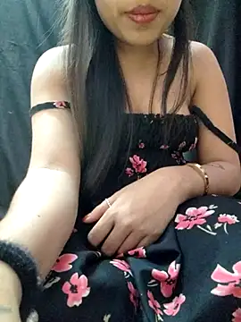 Roshni_98's cam snapshot