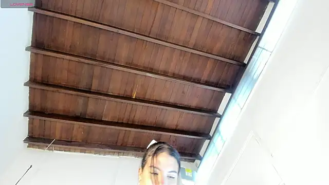 Naya_Sophia's cam snapshot