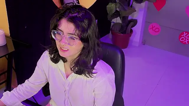 LiLLiAnderson's cam snapshot