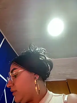 michell_boobs_ live sex cam