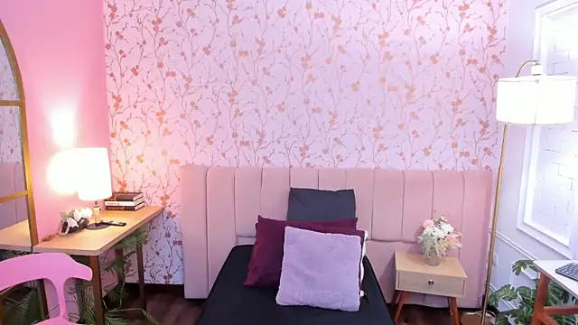 taylor_bennet's cam snapshot