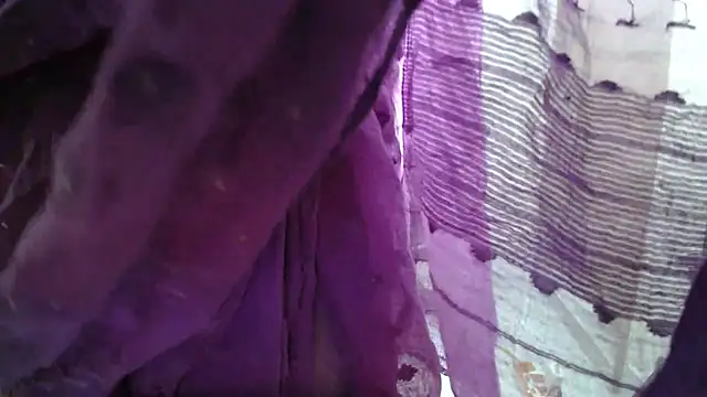 Its-Simran's cam snapshot