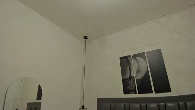 dakota_roussee's cam snapshot