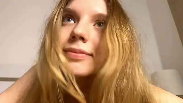 FruityXo live sex cam