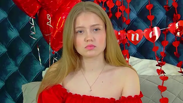 SelinSwarovski's cam snapshot