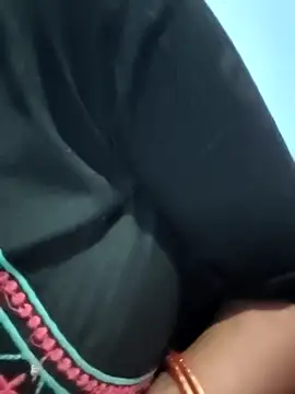 Sexyradha_'s cam snapshot