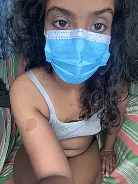 SukiyamaAsia's cam snapshot